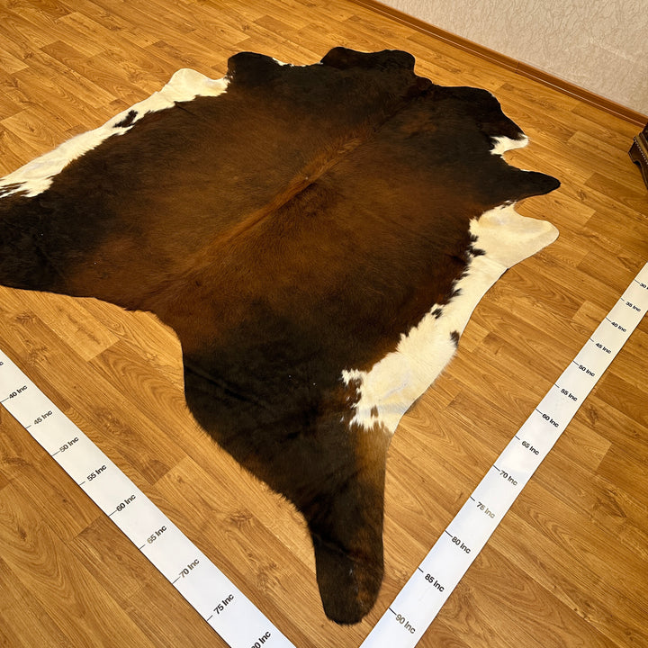 Tapis en cuir de vache véritable noir, marron et blanc 85 x 95