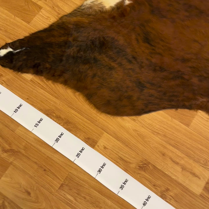 Tapis en cuir de vache véritable marron et blanc 90x93