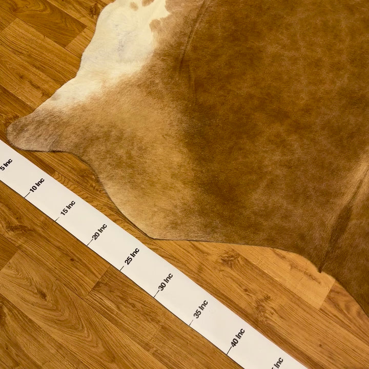 Tapis en cuir de vache véritable marron et blanc 96x91