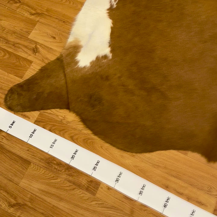 Tapis en cuir de vache véritable marron clair et blanc 90x90