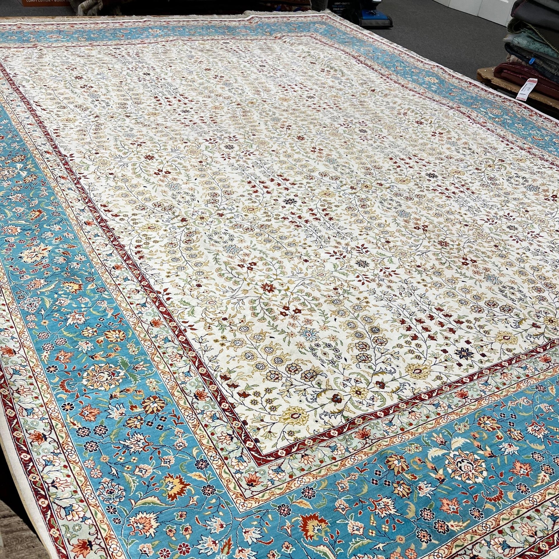 Alfa Rich bespoke custommade area rugs for your home or office