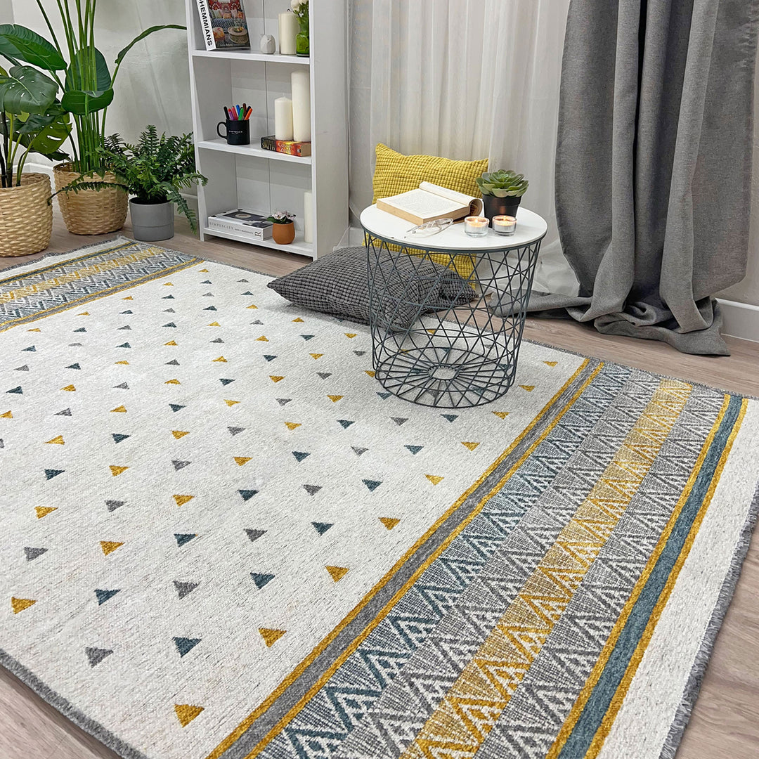 Triangle Gray Off White Area Rugs