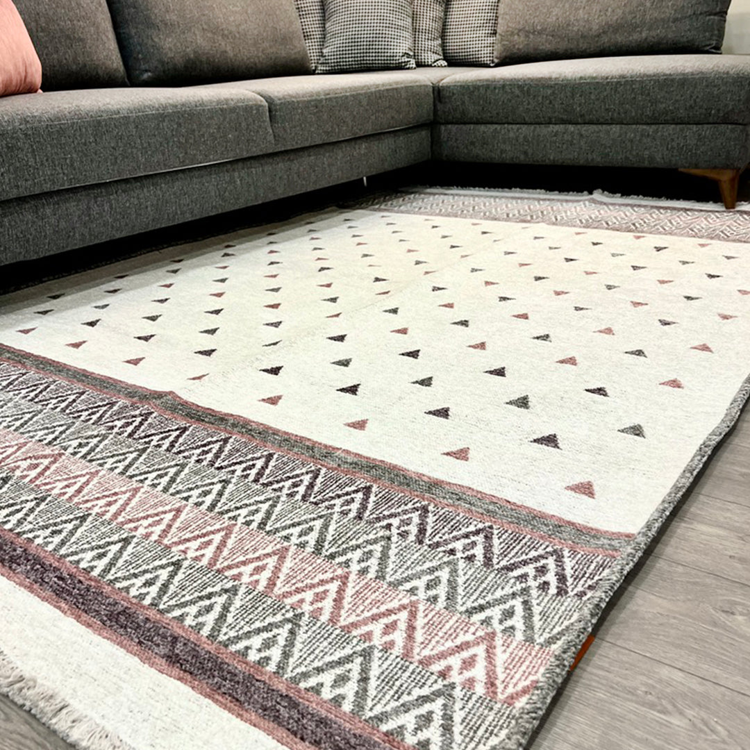 Triangle Mauve Off White Area Rugs