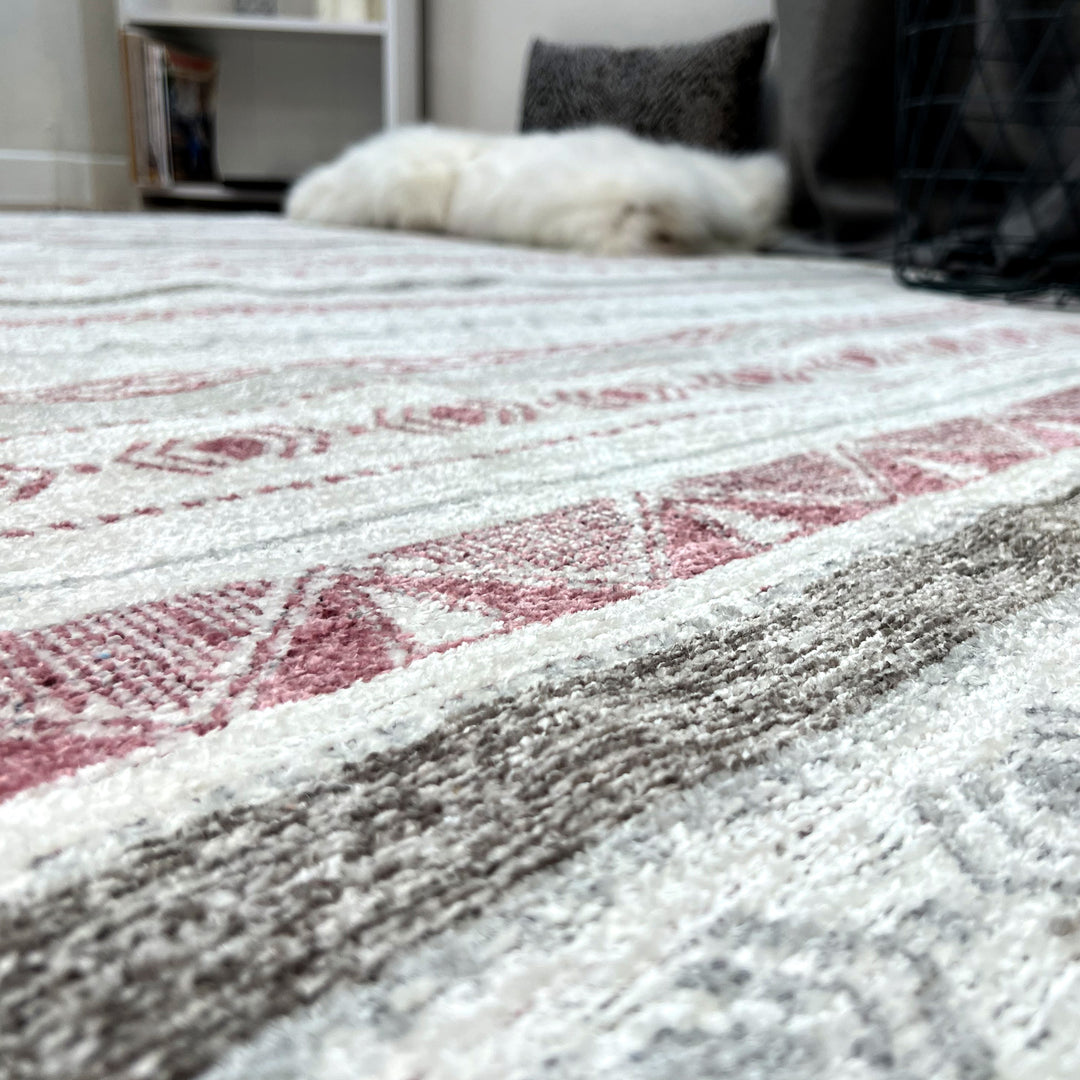 Eclectic Mauve Off White Washable Area Rugs