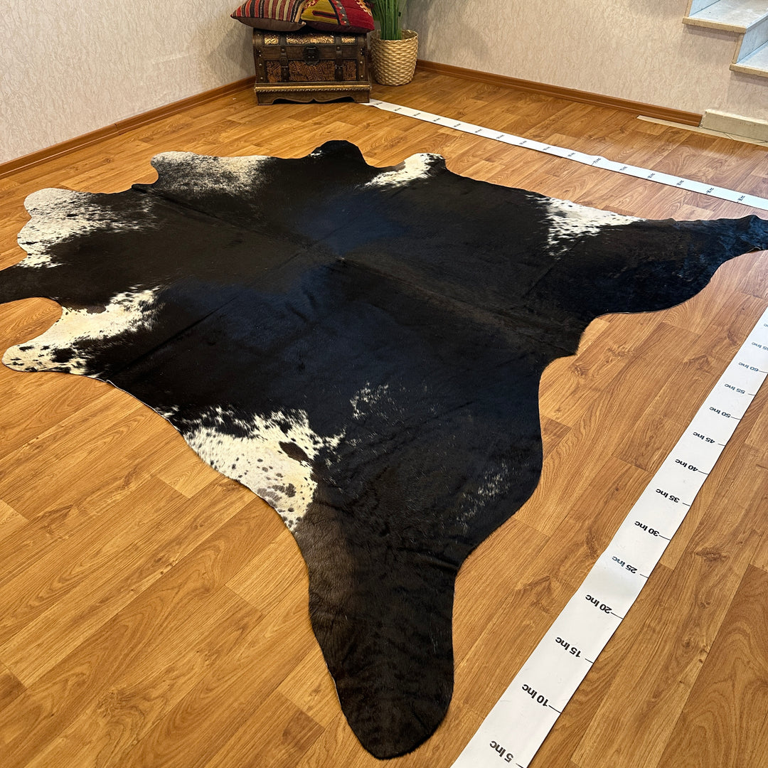 Genuine Black White Cowhide Rug 101x107