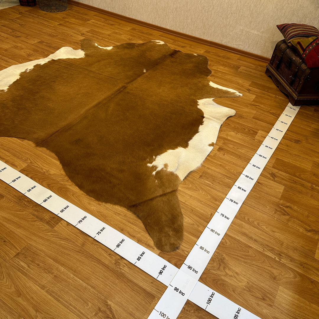 Genuine Light Brown White Cowhide Rug 90x90