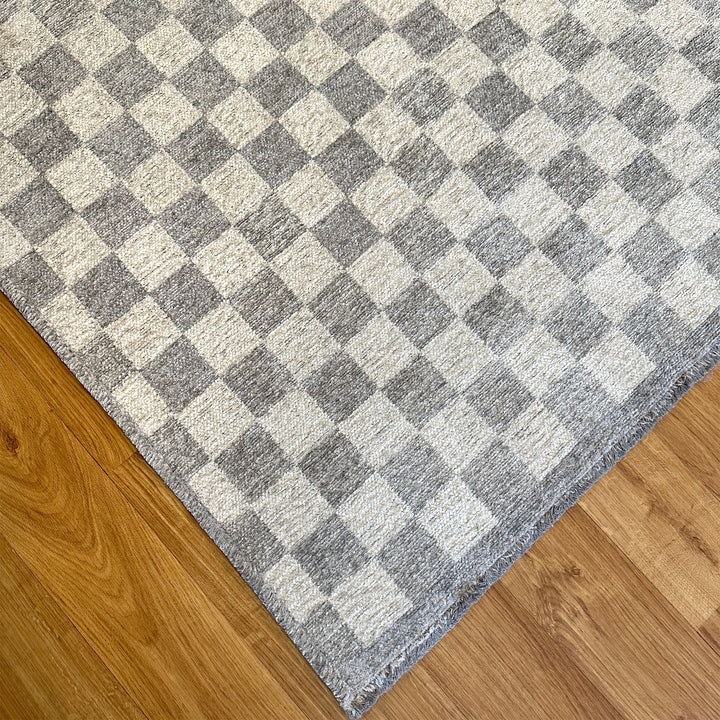 Checkered Gray White Washable Area Rugs