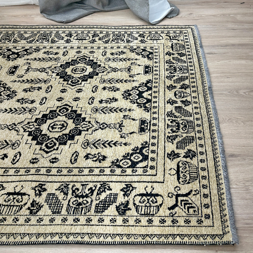 Vintage Beige Black Washable Area Rugs