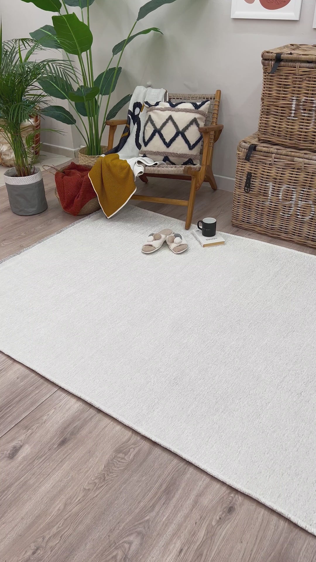 Solid White Washable Area Rugs